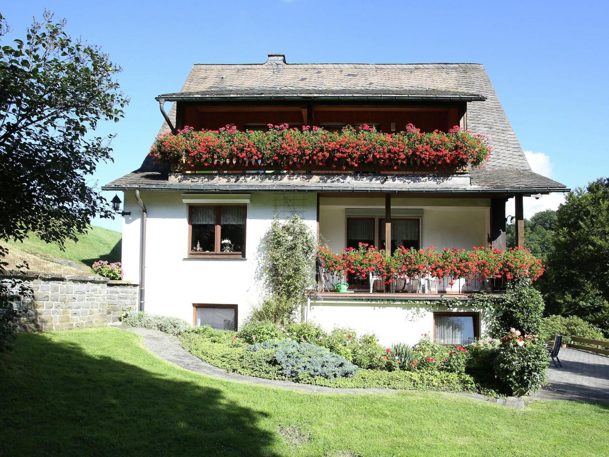 Peaceful Apartment In Schmallenberg With Terrace Εξωτερικό φωτογραφία